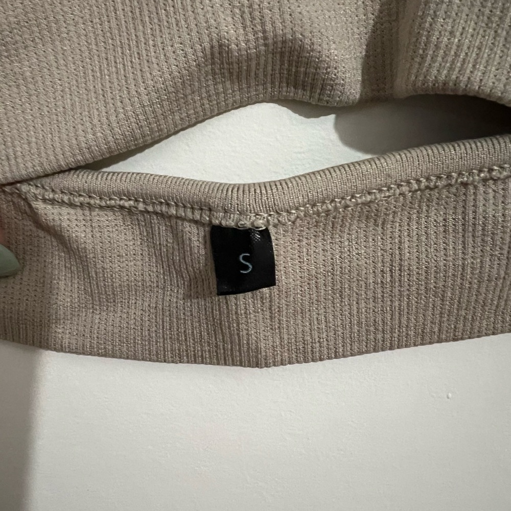 Alphalete Tan Razorback Sports Bra size small - Picture 4 of 5